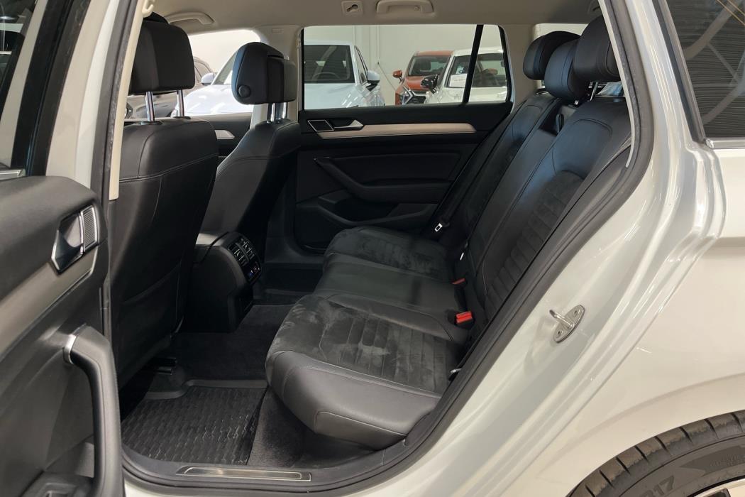 VOLKSWAGEN Passat 2017