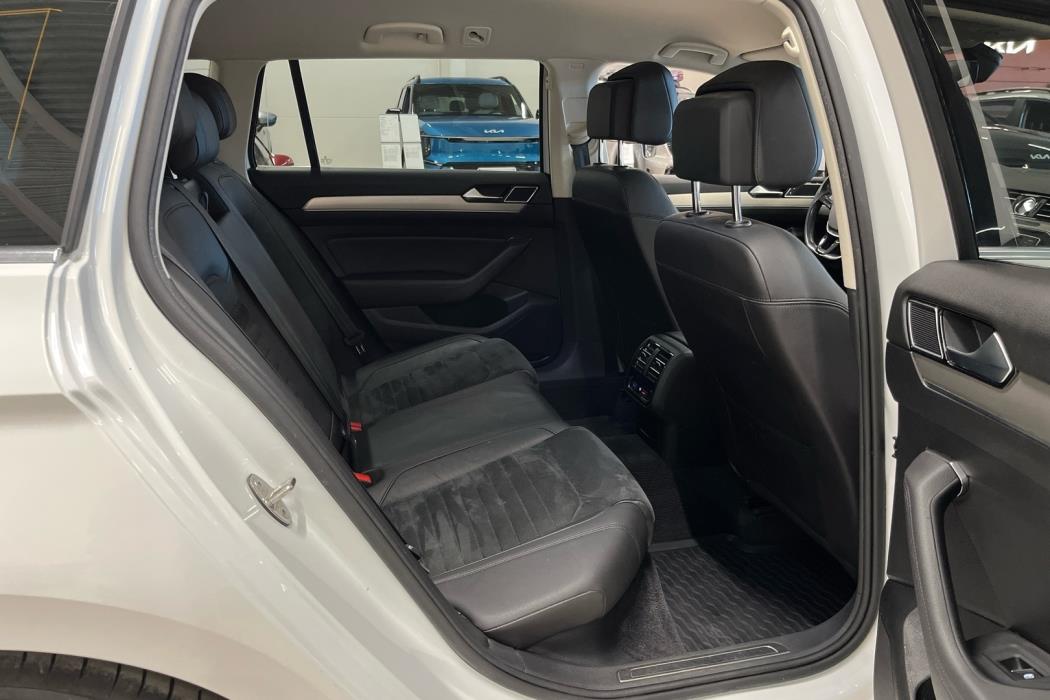 VOLKSWAGEN Passat 2017