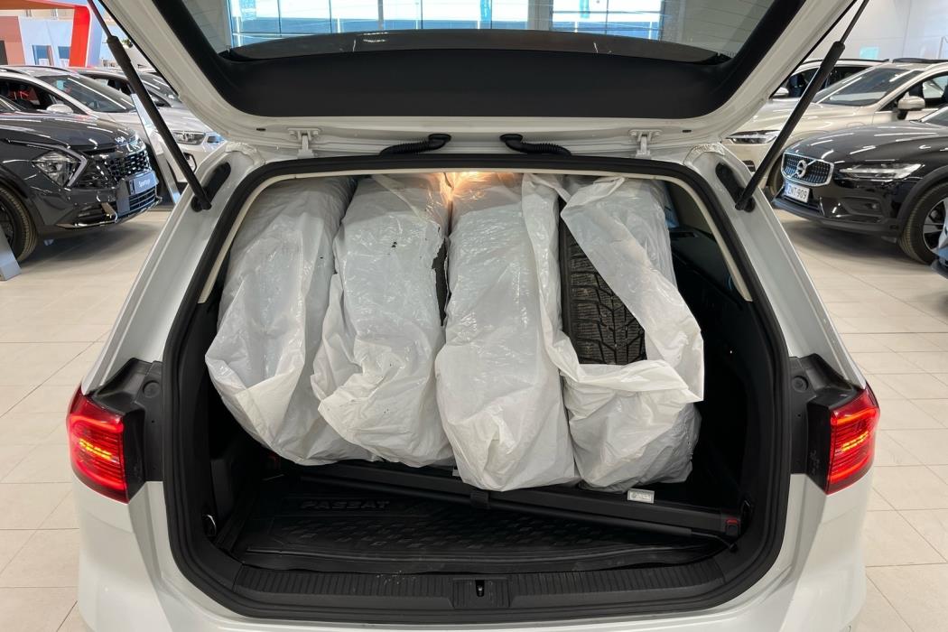 VOLKSWAGEN Passat 2017