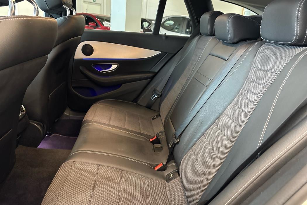 MERCEDES-BENZ E 2021