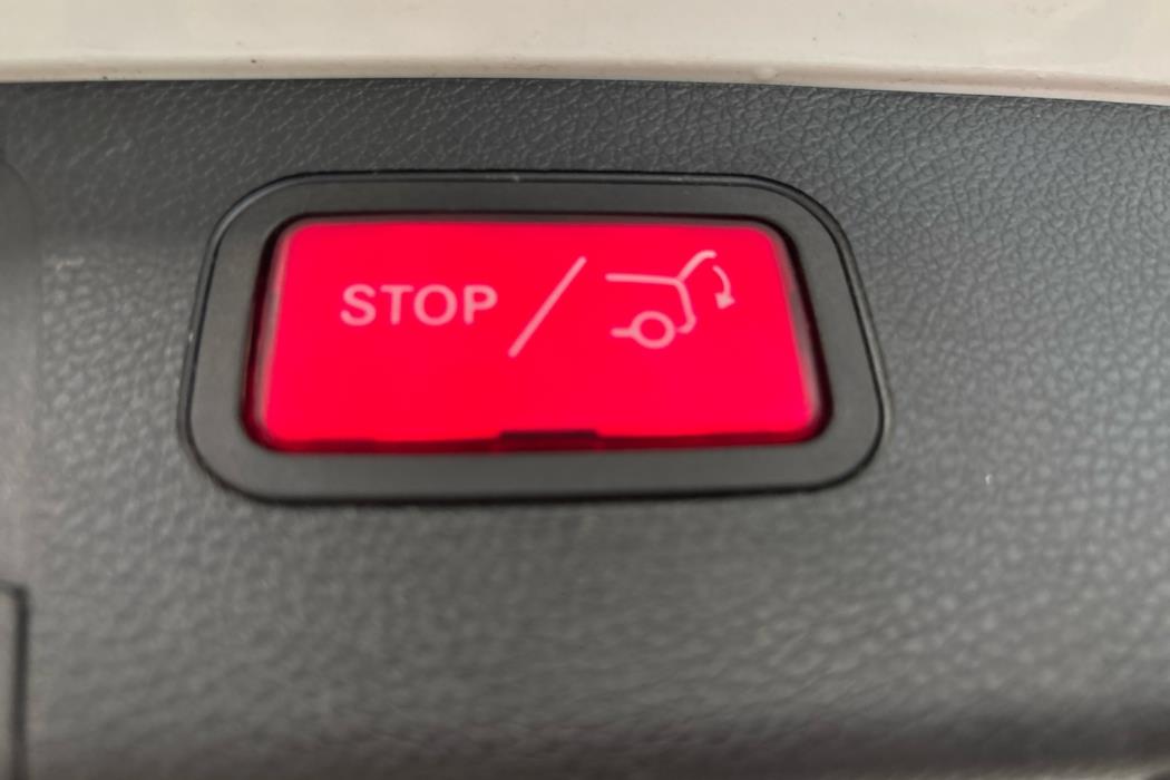 MERCEDES-BENZ E 2021