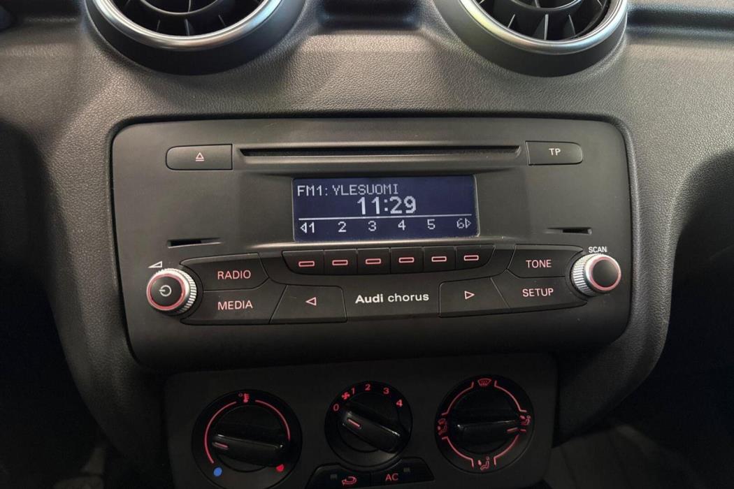 AUDI A1 2013