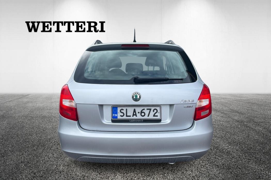 SKODA Fabia 2013