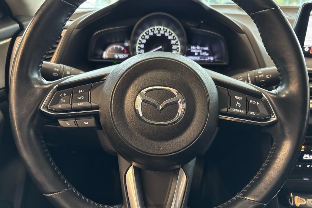 MAZDA Mazda3 2017