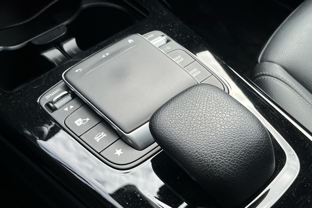 MERCEDES-BENZ CLA 2021