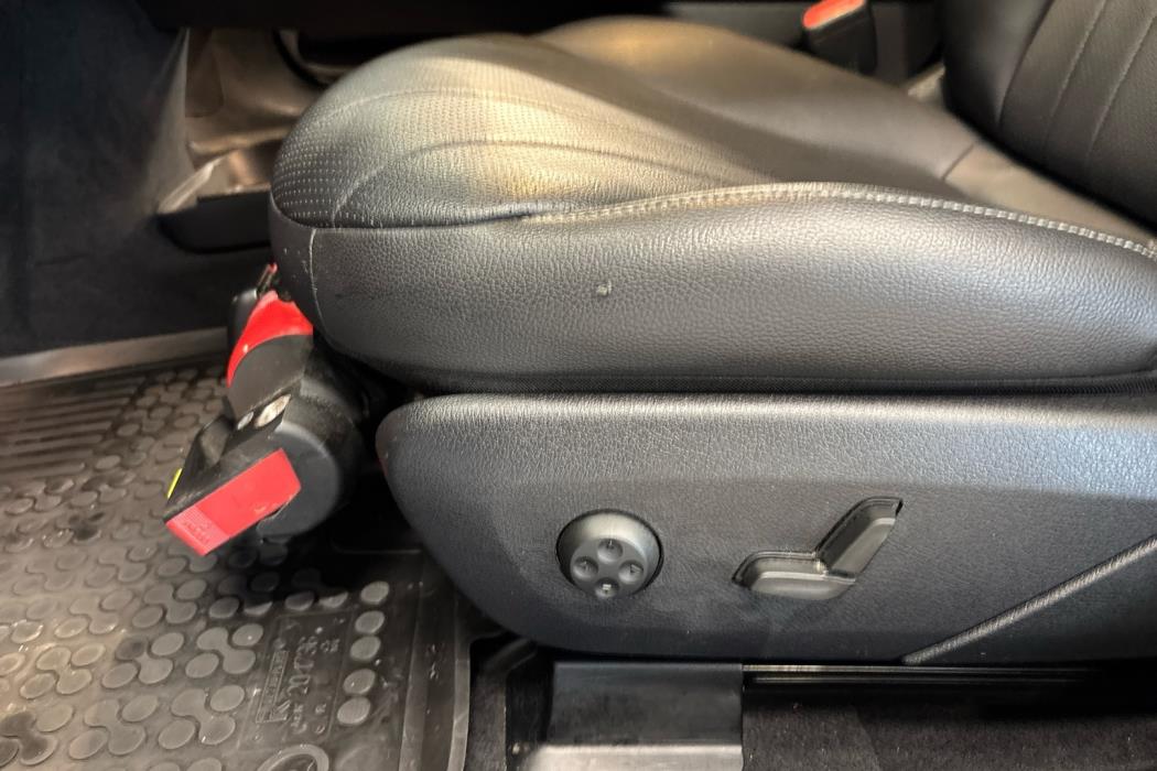 MERCEDES-BENZ EQE 2023