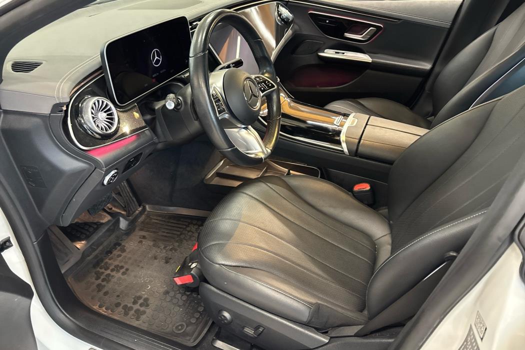 MERCEDES-BENZ EQE 2023