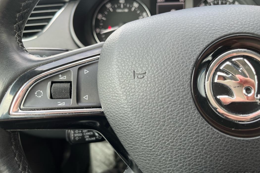 SKODA Octavia 2015