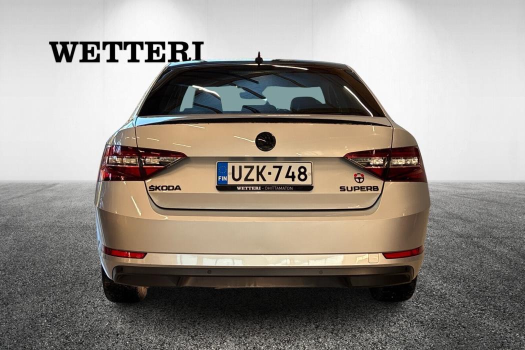 SKODA Superb 2016
