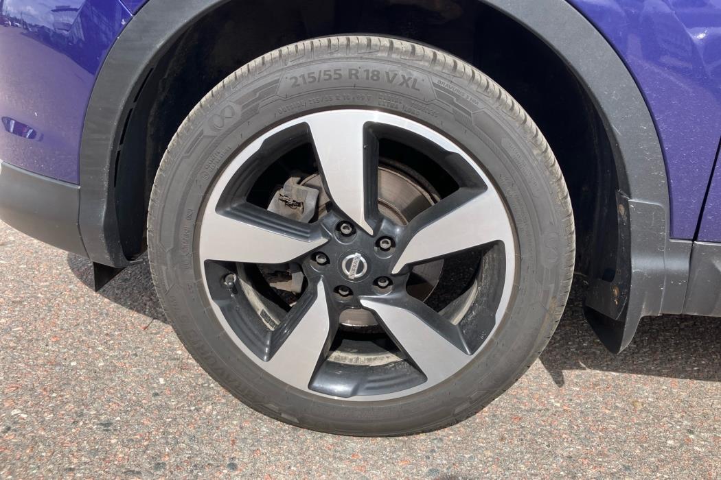 NISSAN Qashqai 2017