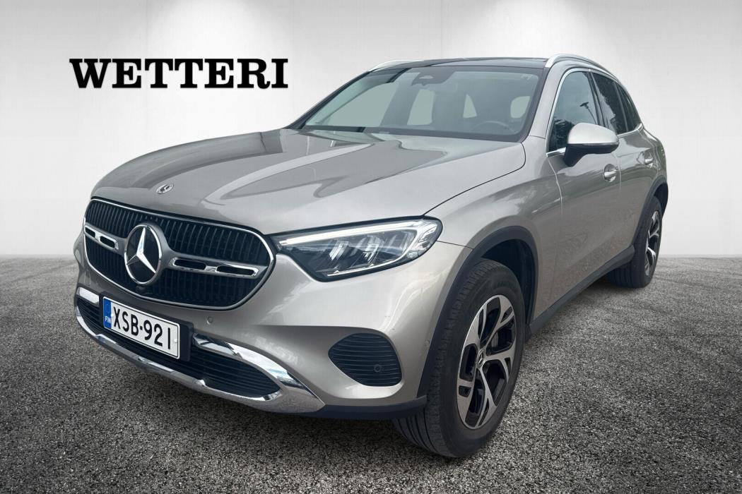 MERCEDES-BENZ GLC 2023