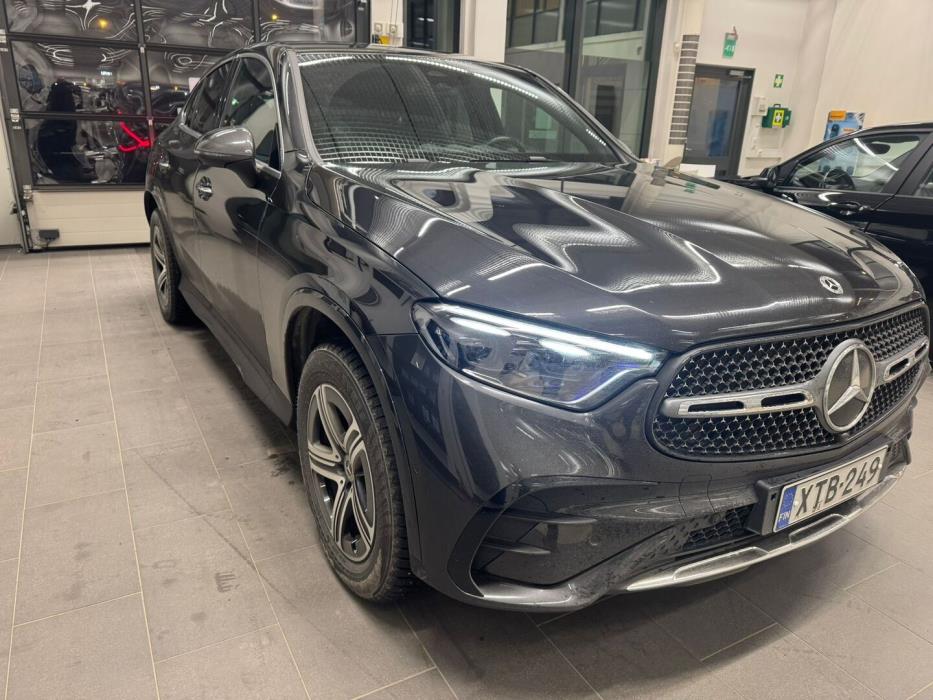 MERCEDES-BENZ GLC 2025