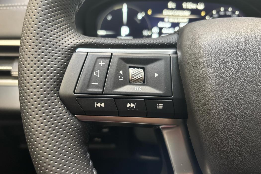 MITSUBISHI Outlander 2025