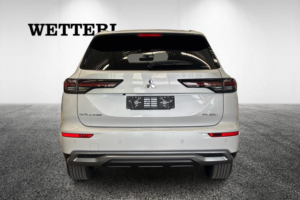 MITSUBISHI Outlander 2025