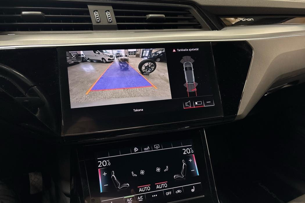 AUDI e-tron 2019
