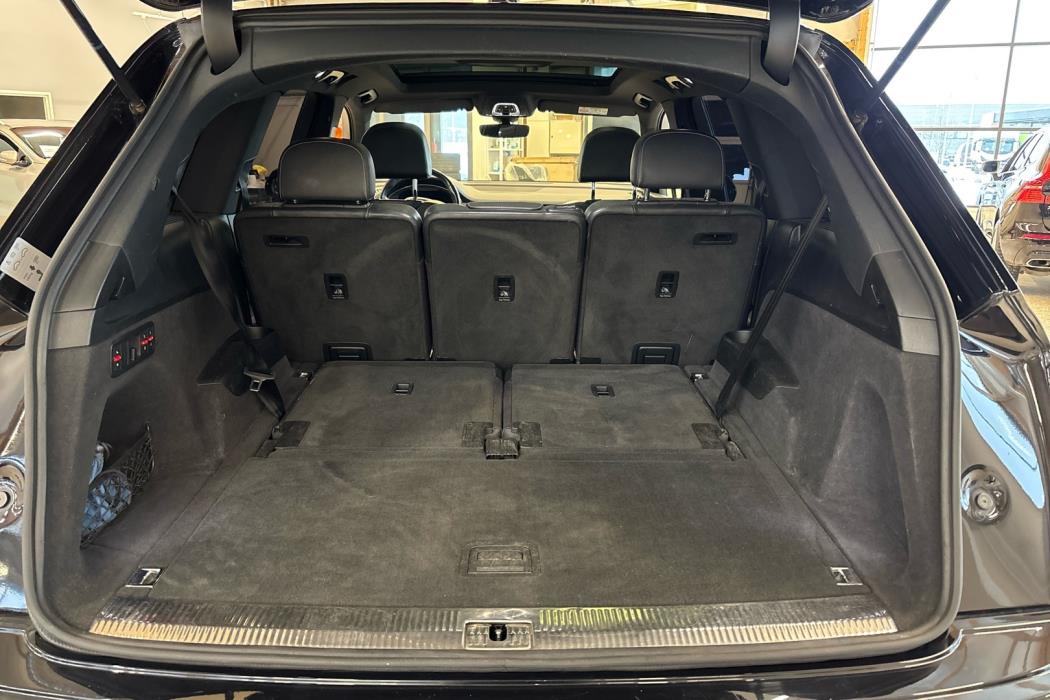 AUDI Q7 2015
