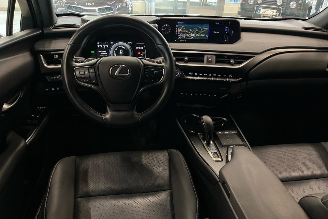 LEXUS UX 2022
