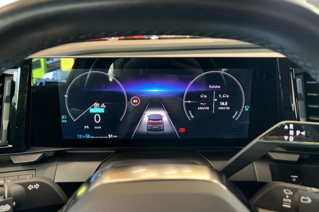 RENAULT Megane 2023
