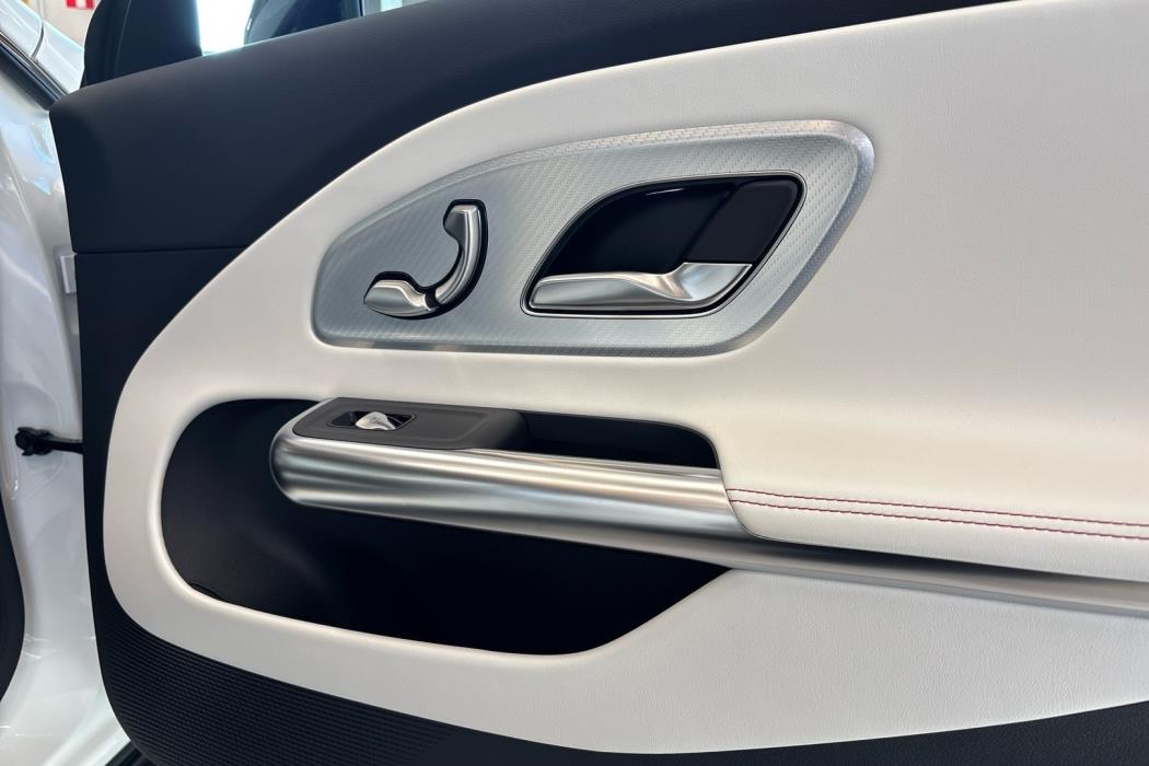 MERCEDES-BENZ CLA 2026