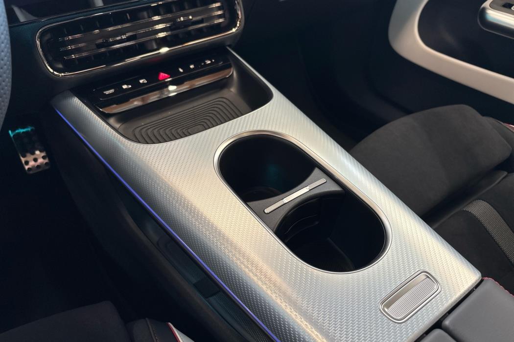 MERCEDES-BENZ CLA 2026