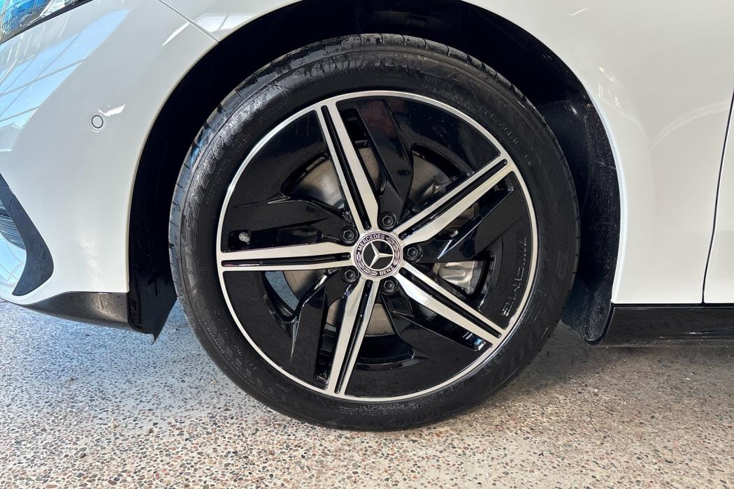 MERCEDES-BENZ CLA 2026