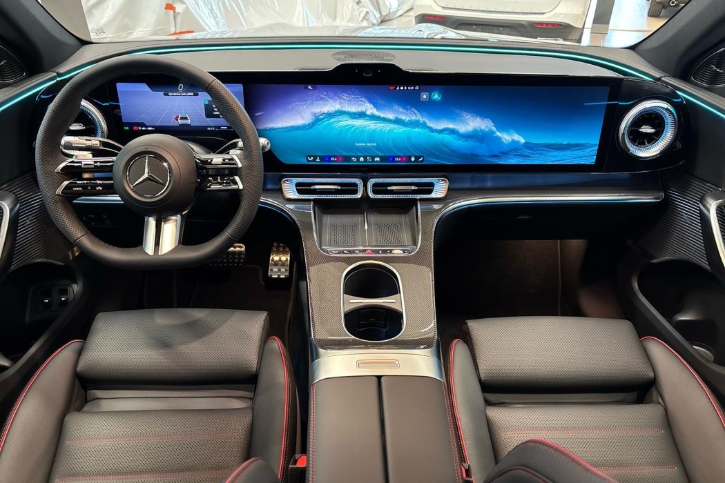MERCEDES-BENZ GLC 2026