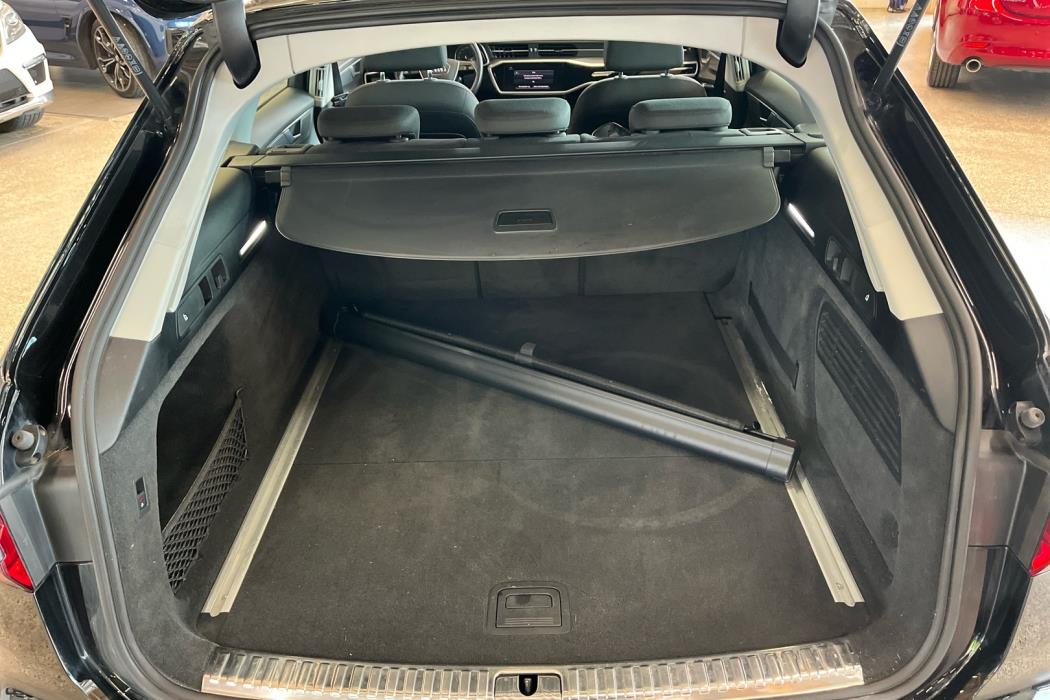 AUDI A6 2022