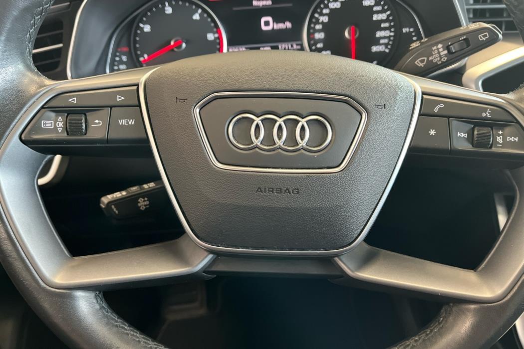 AUDI A6 2022