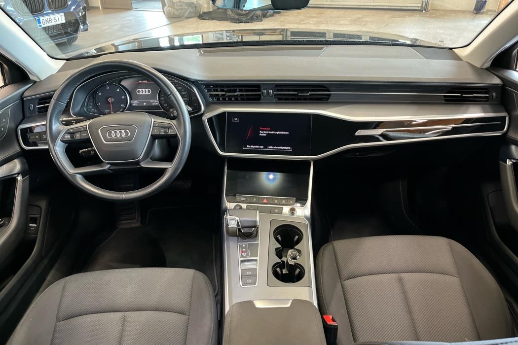 AUDI A6 2022