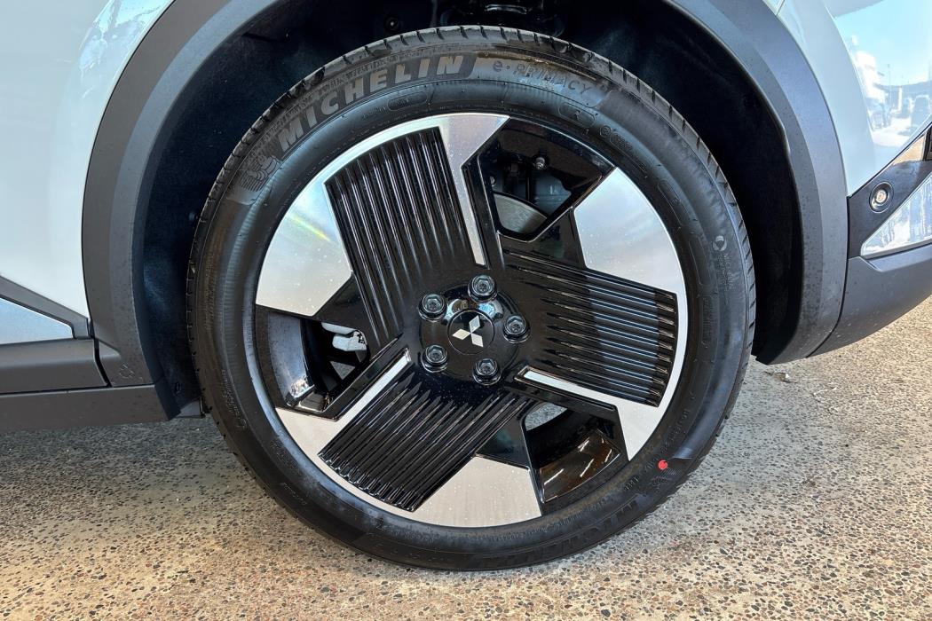 MITSUBISHI Eclipse Cross 2026