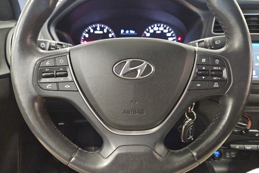 HYUNDAI i20 Hatchback 2018