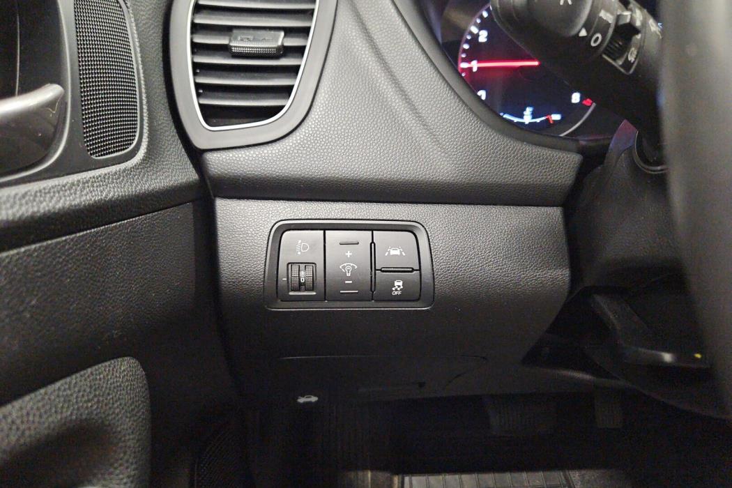 HYUNDAI i20 Hatchback 2018