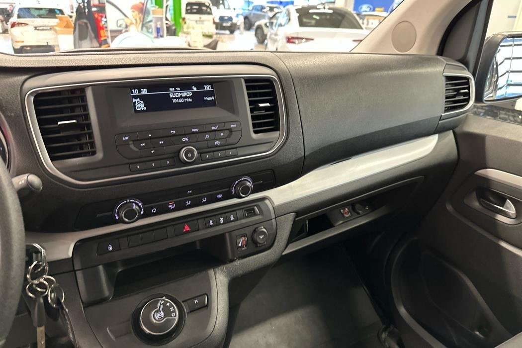 PEUGEOT Traveller 2018