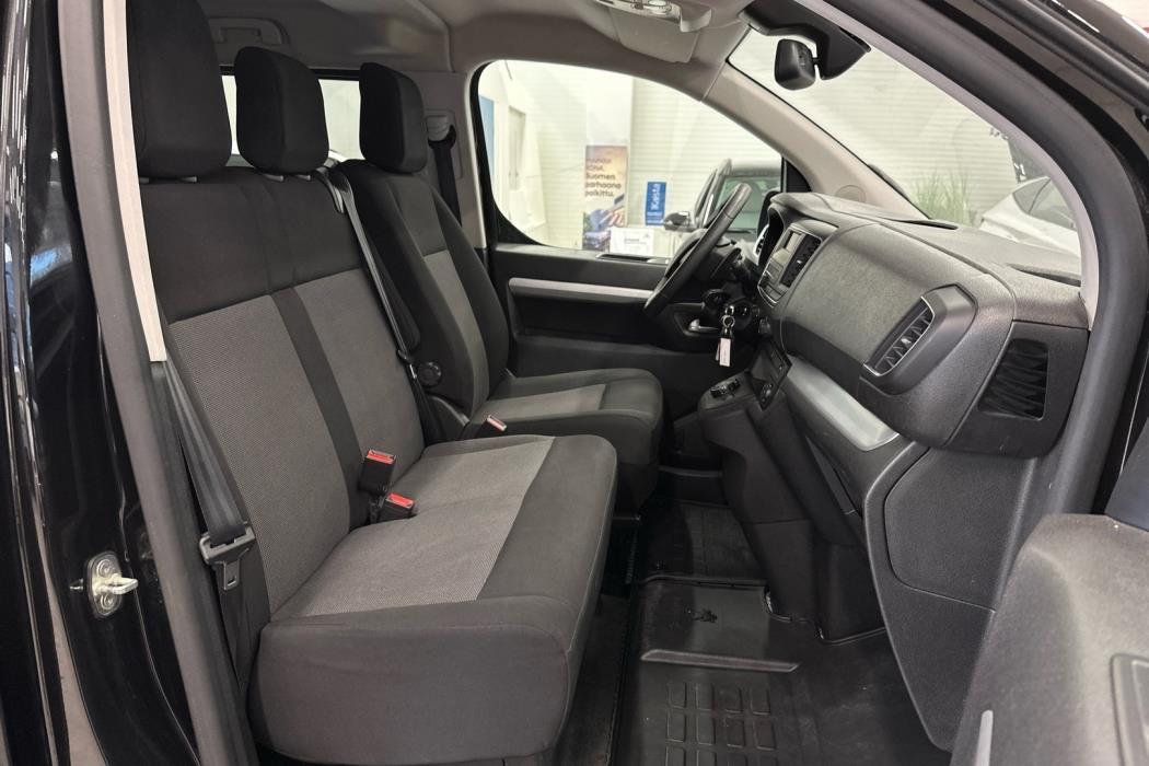 PEUGEOT Traveller 2018