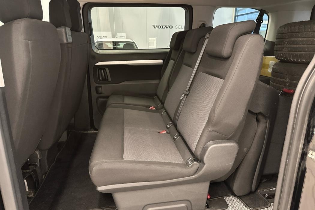 PEUGEOT Traveller 2018