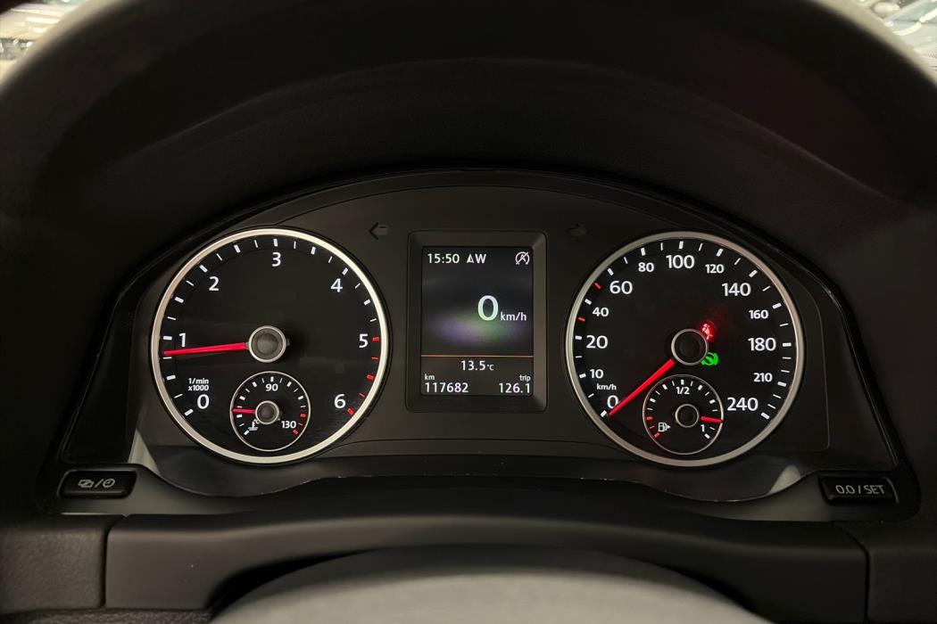 VOLKSWAGEN Tiguan 2015