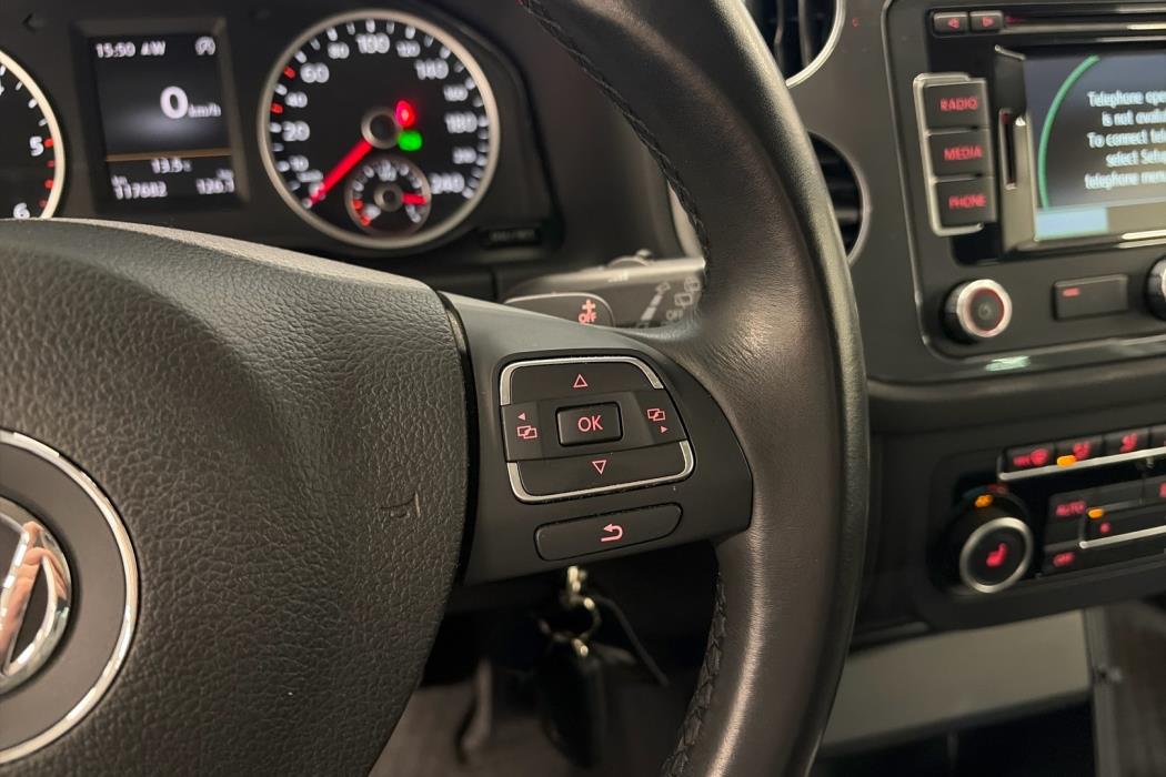 VOLKSWAGEN Tiguan 2015