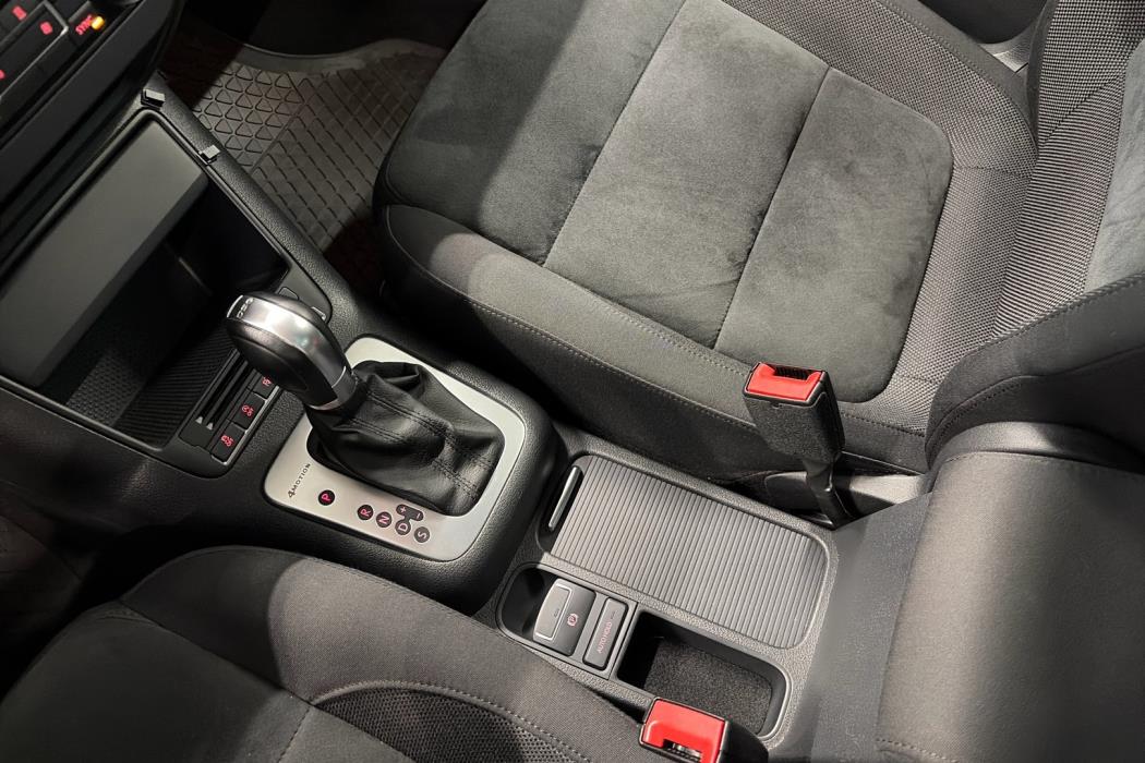 VOLKSWAGEN Tiguan 2015