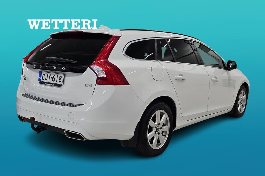 VOLVO V60 2016