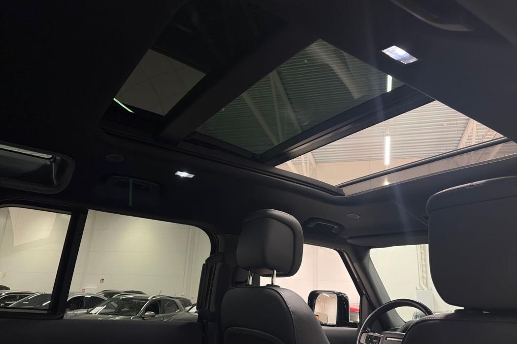 LAND ROVER Defender 2023