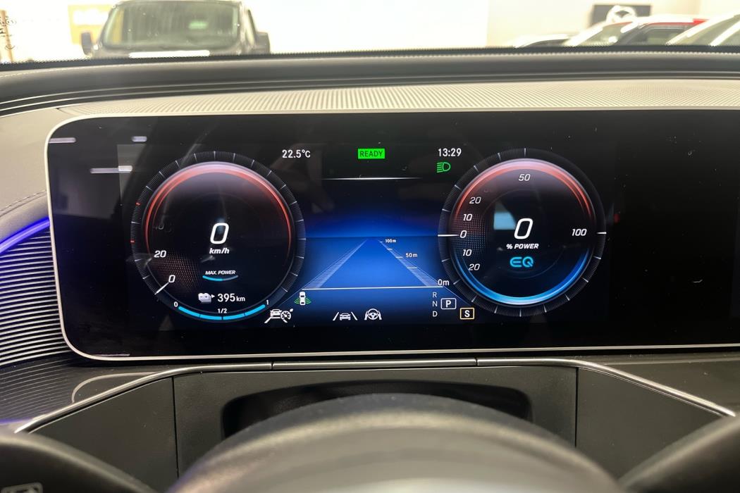MERCEDES-BENZ EQC 2021