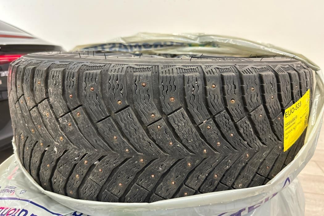 MERCEDES-BENZ EQE 2023