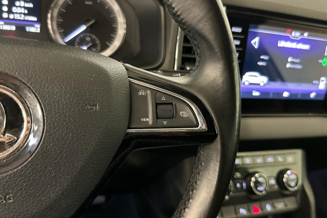 SKODA Karoq 2019
