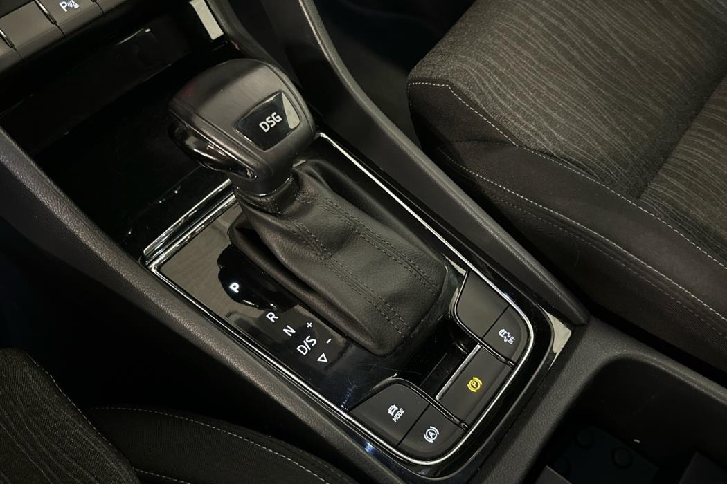 SKODA Karoq 2019