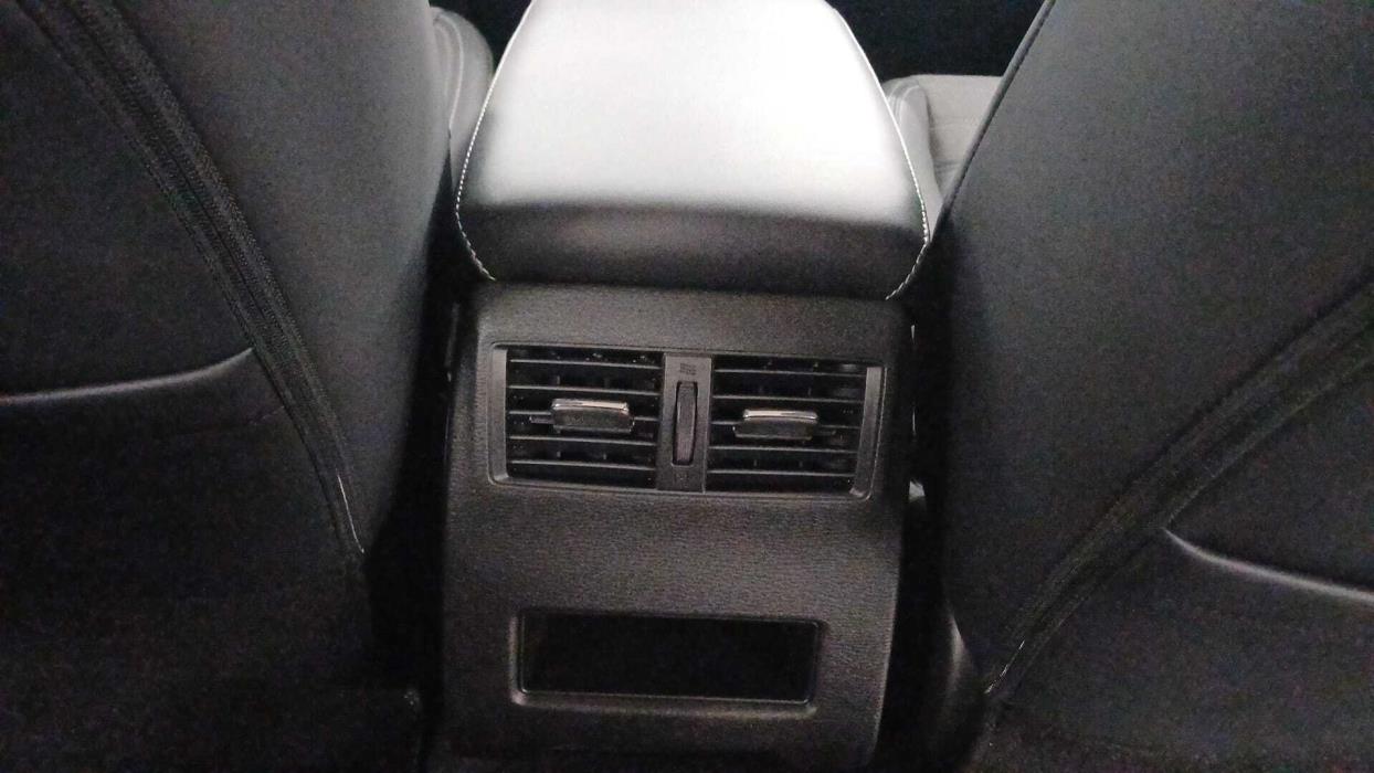 MITSUBISHI Outlander 2026