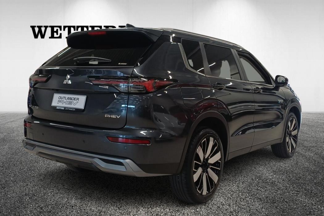 MITSUBISHI Outlander 2026