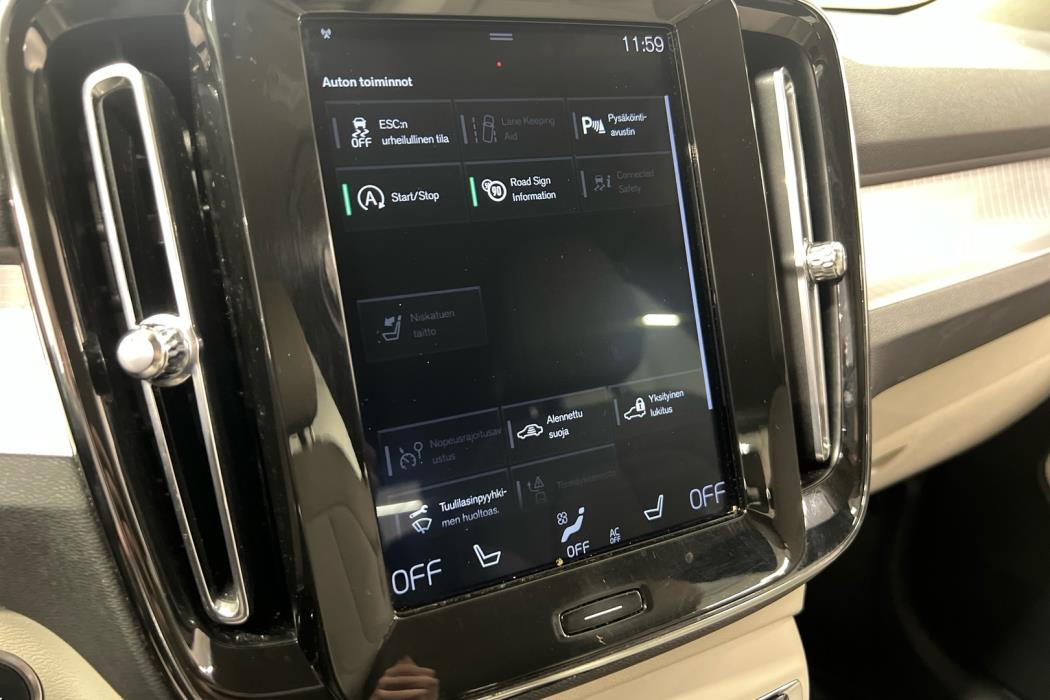 VOLVO XC40 2018