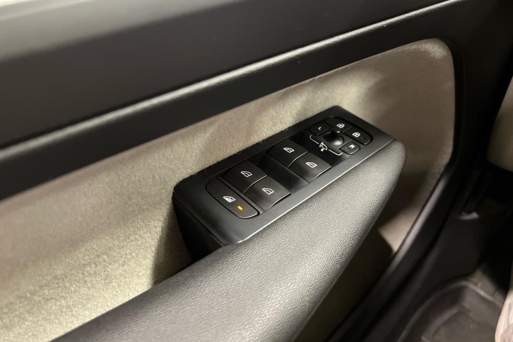 VOLVO XC40 2018