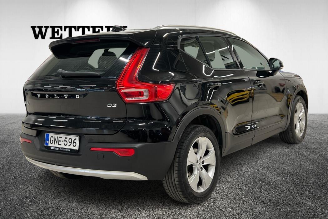 VOLVO XC40 2018