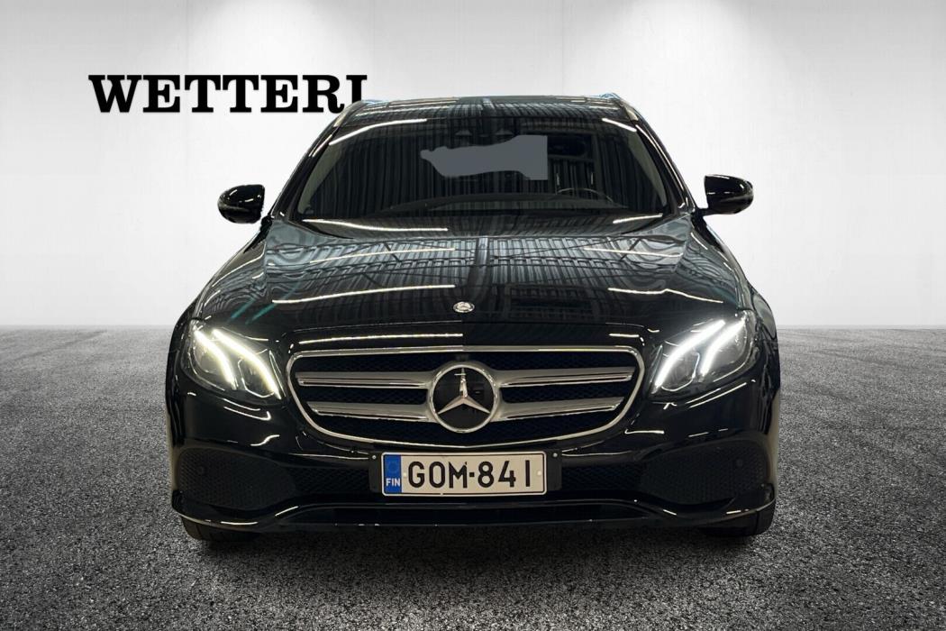 MERCEDES-BENZ E 2016